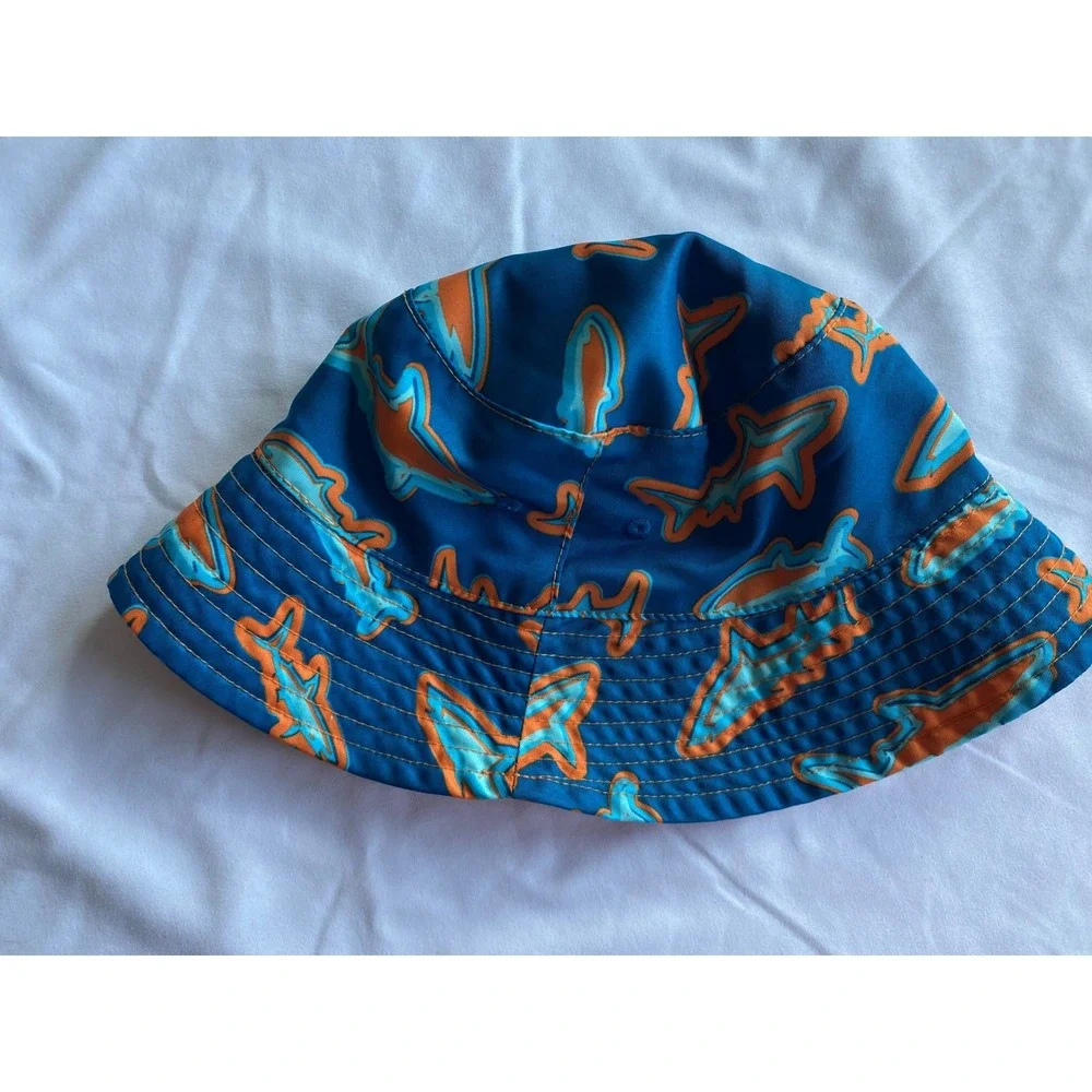 UVSkinz Boys Reversible Shark Print Beach Bucket Hat Size S Orange Blue
